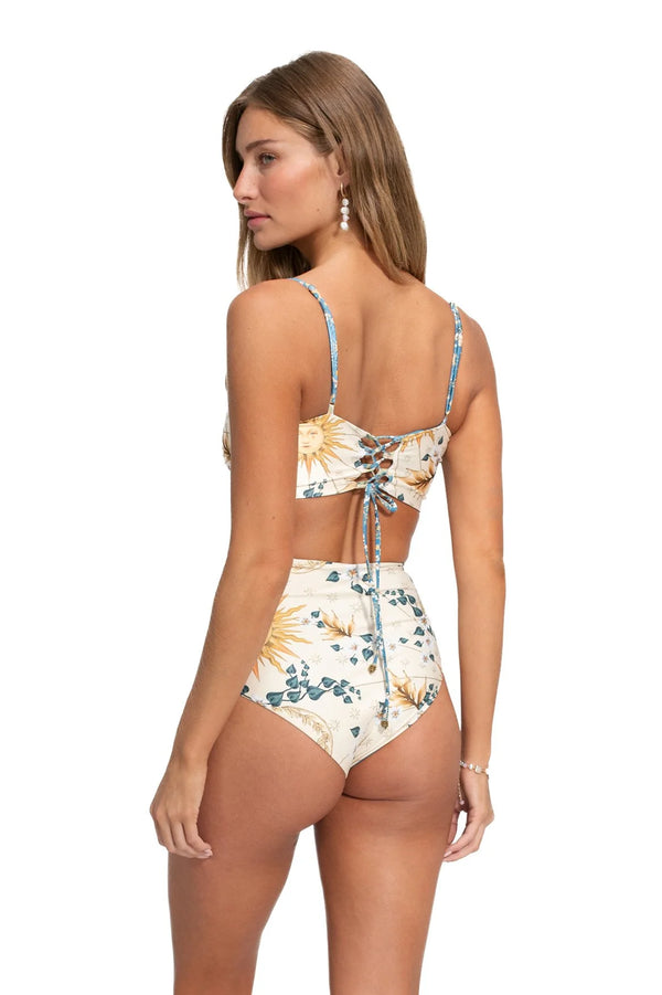 Solstice-Georgina-Bikini-Top-20563-4_768x_2x.progressive_b6b5f0d8-2b32-48a5-8151-3567e745849c.jpg