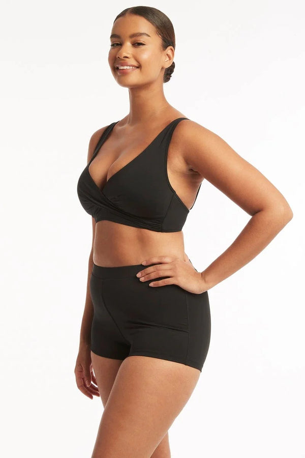 eco-essentials-black-seperates-bottom-black-eco-essentials-katie-boy-leg-pant-28737845887085_d5e79c78-5f43-4061-a3c2-6b14c9390cfd.jpg