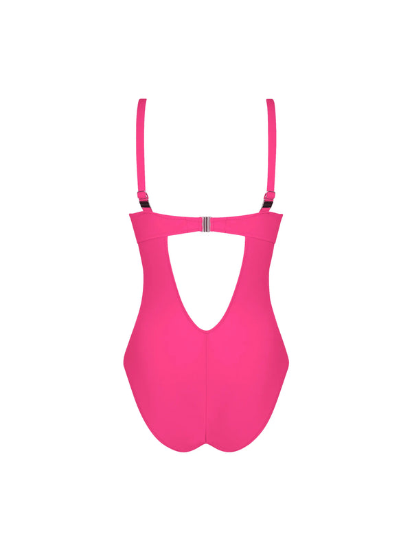 fbb7914c_lachiquissima_unepiececoquetrianglec_azaleechic_2.jpg
